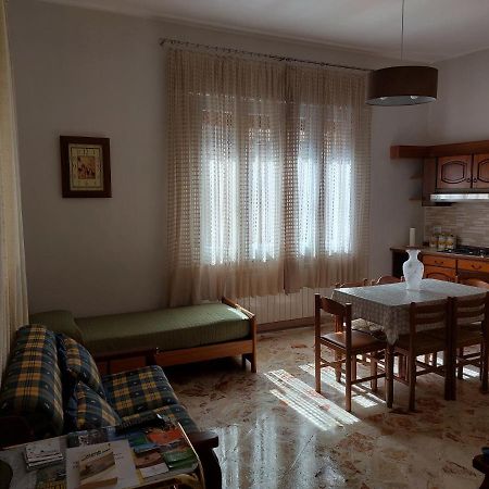 Apartament Casa Vacanze Lina San Mauro Castelverde Zewnętrze zdjęcie