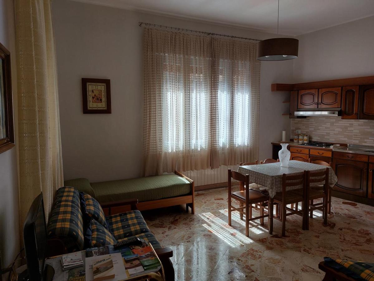 Apartament Casa Vacanze Lina San Mauro Castelverde Zewnętrze zdjęcie